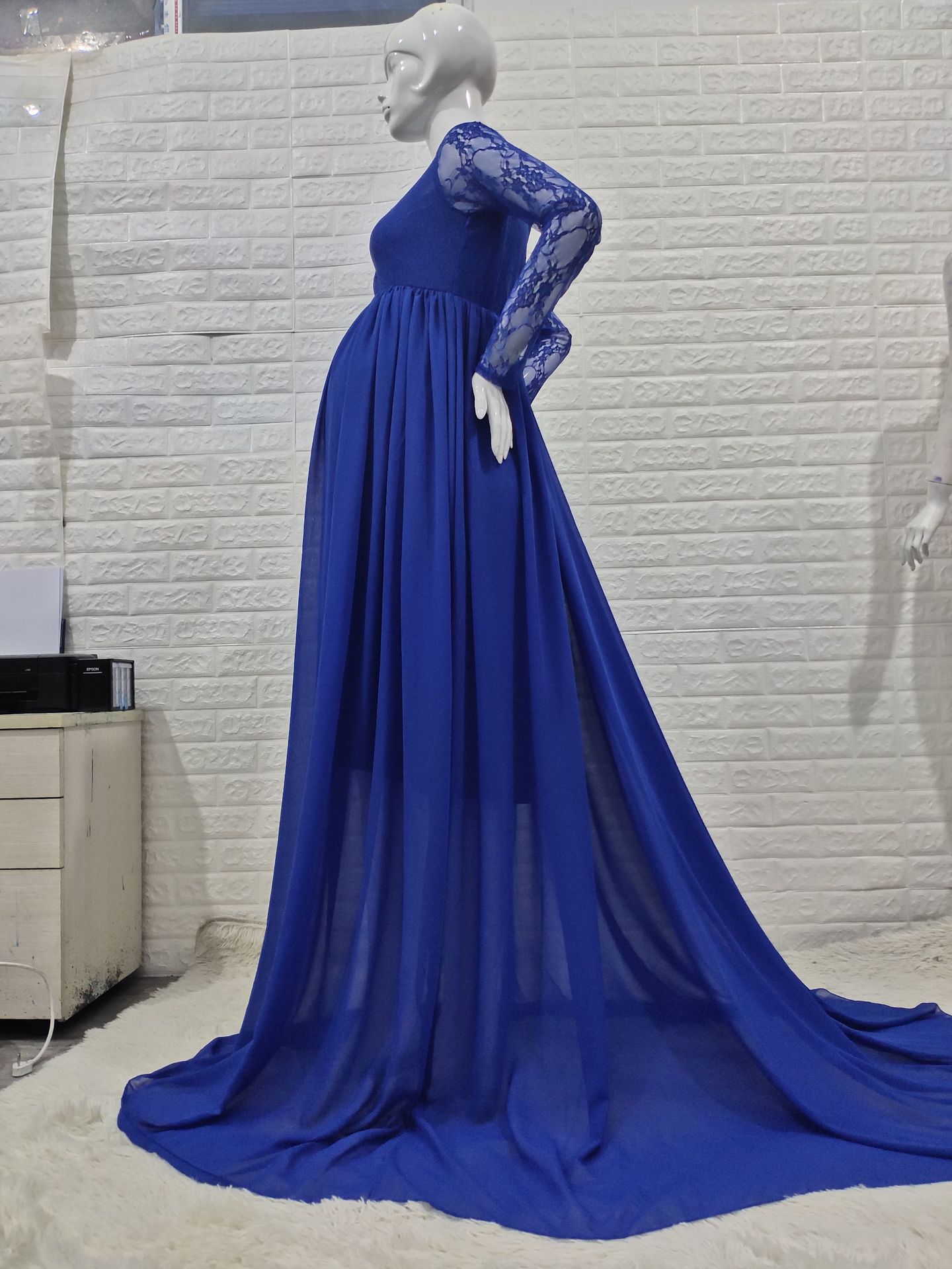 速卖通欧美长袖蕾丝拼按孕妇性感宽松拖尾连衣长裙1113孕妇连衣裙