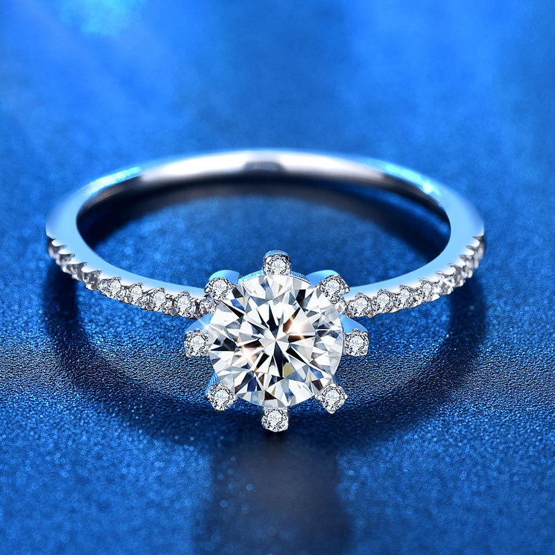 s925纯银戒指冷淡风女士莫桑钻戒不掉色八爪时尚气质克拉排钻手饰