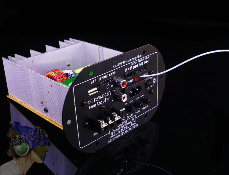 适用带蓝牙12伏220伏东芝对管大功率车载低音炮功放板音响主板板