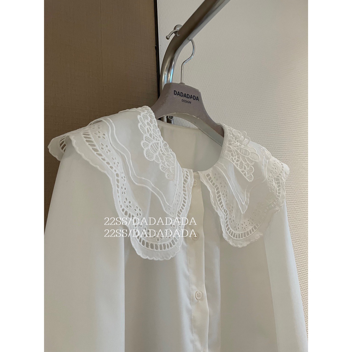 White Doll Collar Shirt for Women 2023 Spring and Autumn New French Style Design Niche Shirt Crocheted Lace Collar Top