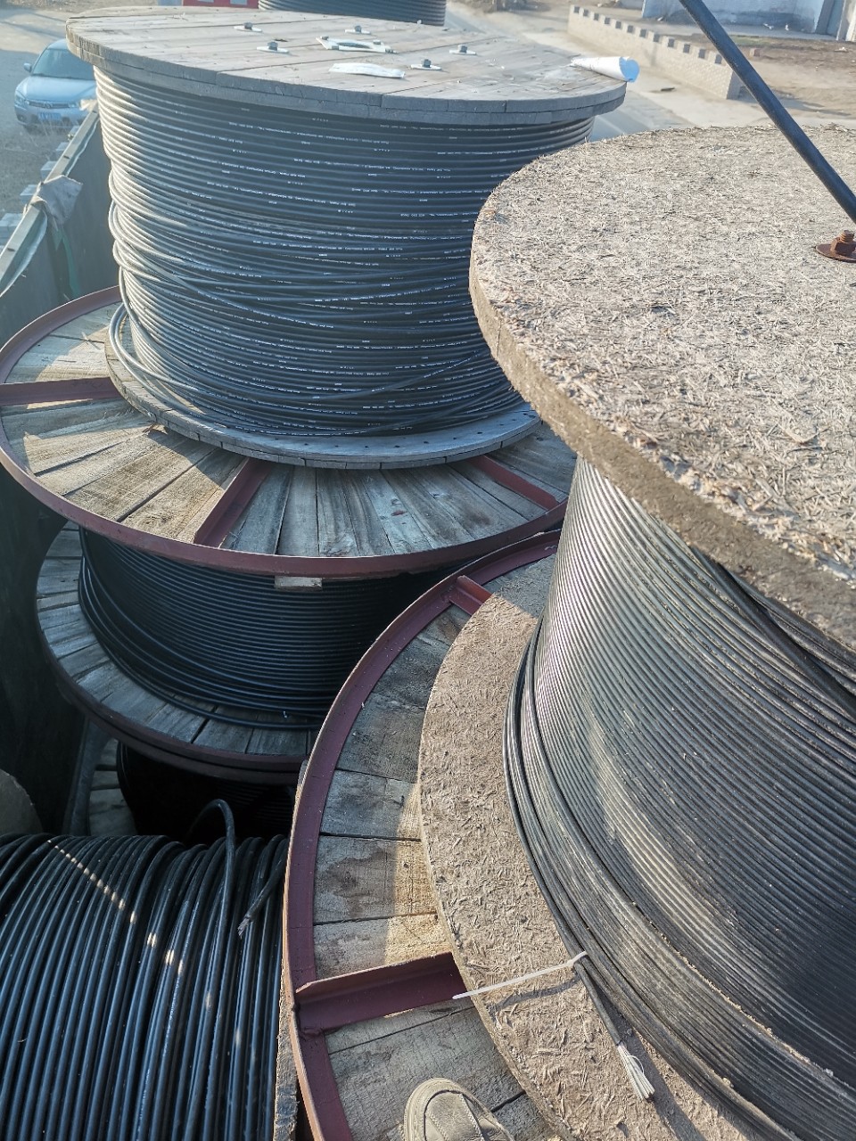 室外袋装架空层绞非骨架式带状光缆gydta144芯gydas288芯