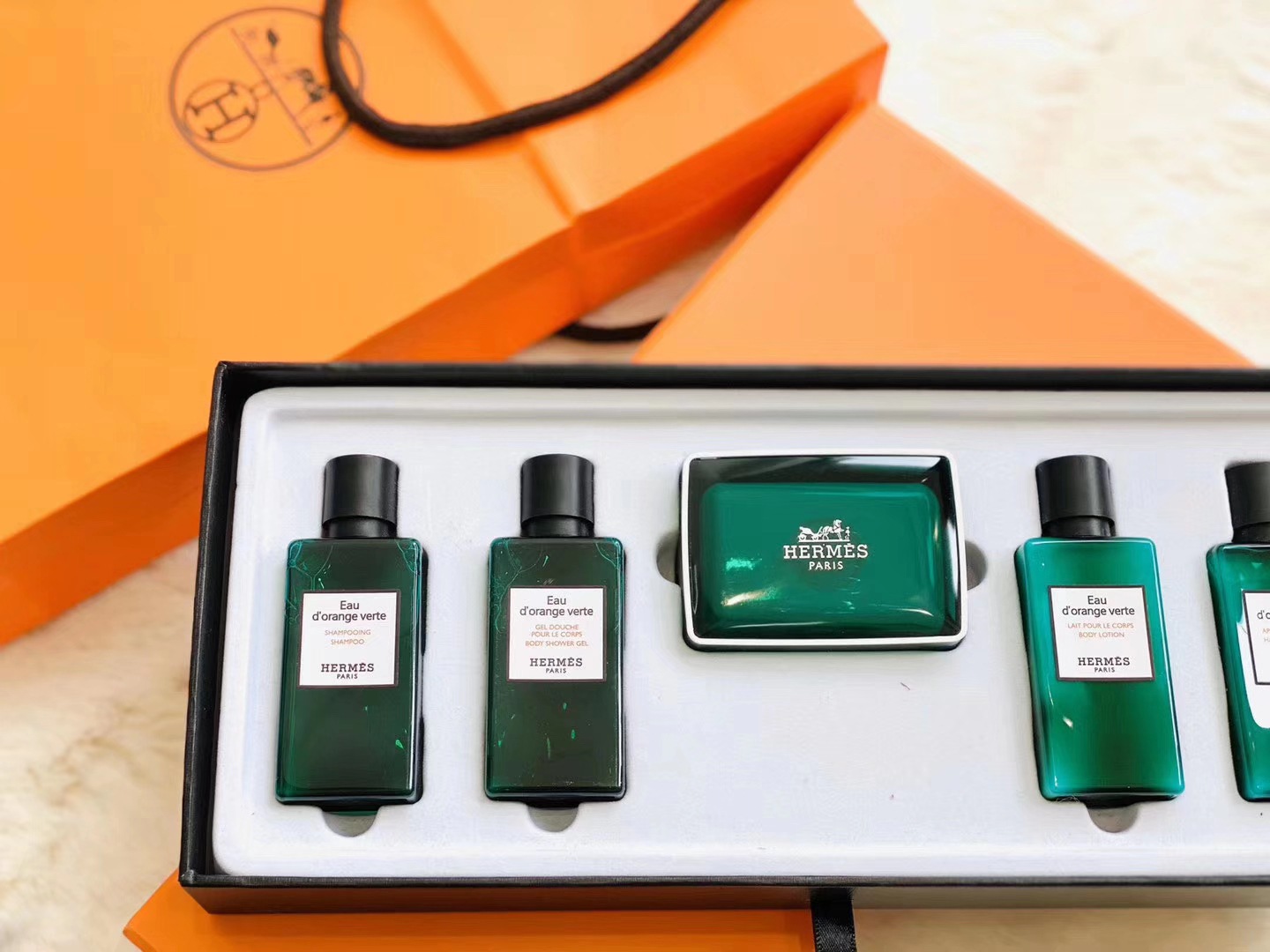 爱马仕橘绿之泉洗护套装酒店沐浴露香皂护发素润肤露礼品装伴手礼