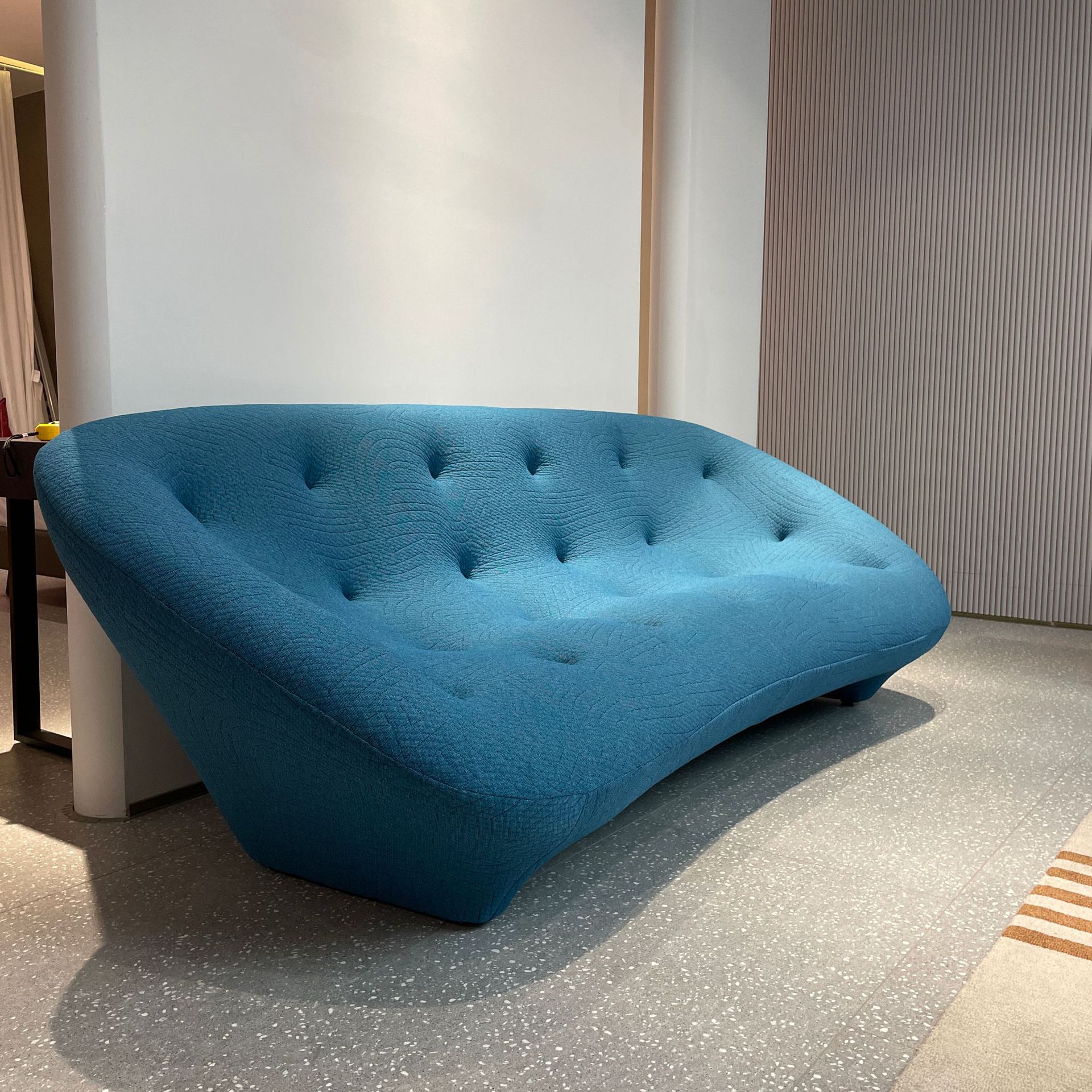 写意空间ligneroset ploum沙发小户型客厅设计师布艺贝壳沙发