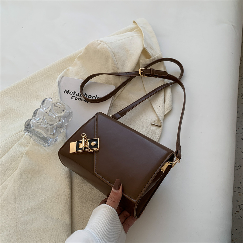 Foreign Trade Cross-Border Entity Wholesale Bag for Women 2022 New Simple Shoulder Bag Sense Crossbody Small Square Bag