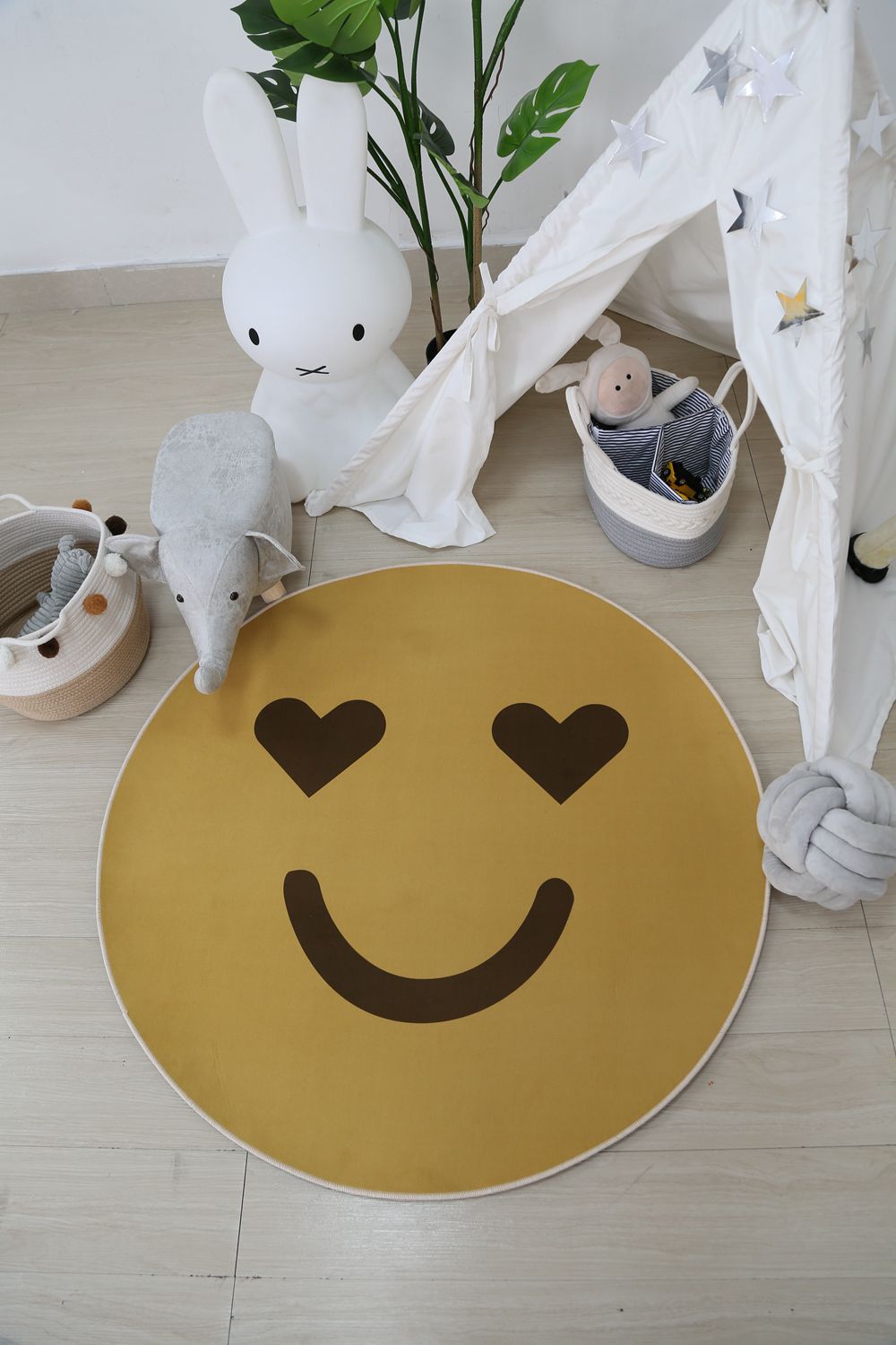 韩国ins笑脸地垫   尺寸 直径110cm圆形 重量:0.