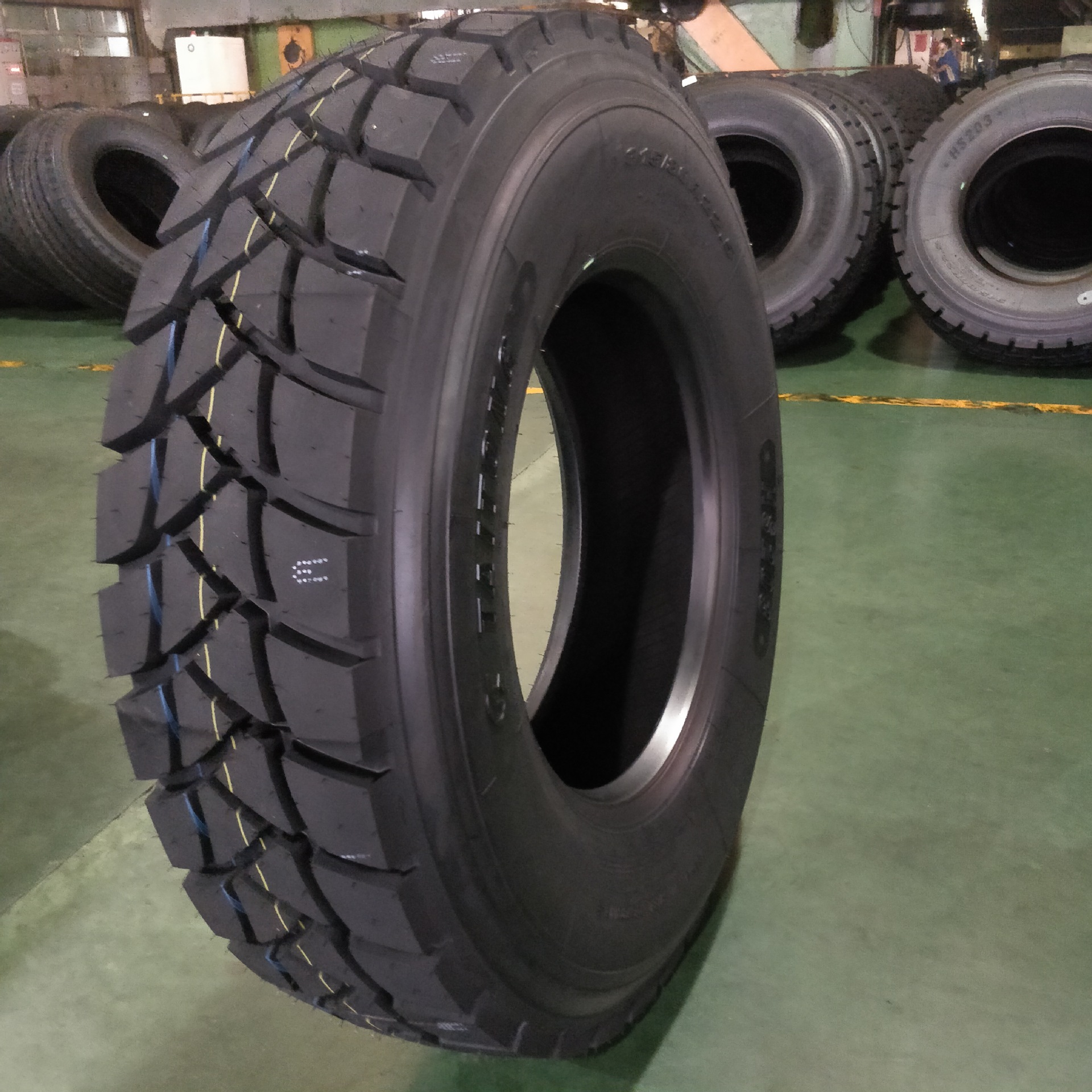 供应卡车块状花纹真空胎 315/80r22.5 高耐磨全新-阿里巴巴