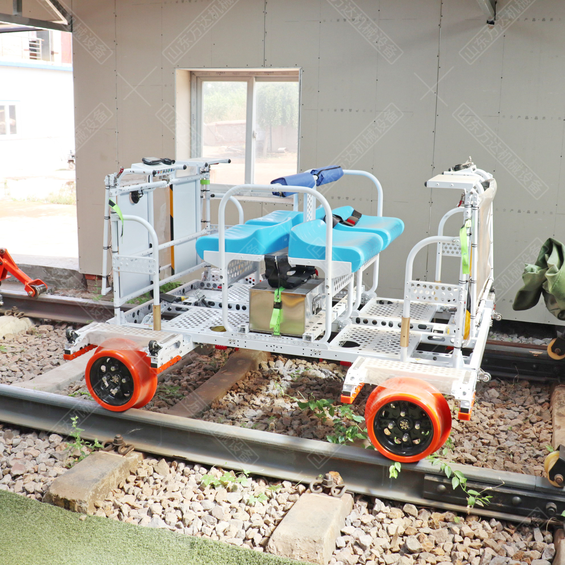 轨道检查车 智能锂电池磁悬浮铁路巡检车特种设备检测车可打农药