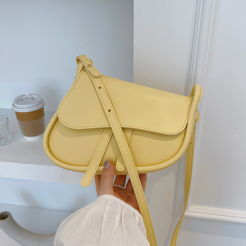 Summer Simplicity Bag Female 2023 New Fashion Shoulder Women's Bag Texture Western Style Crossbody Casual Saddle Bag