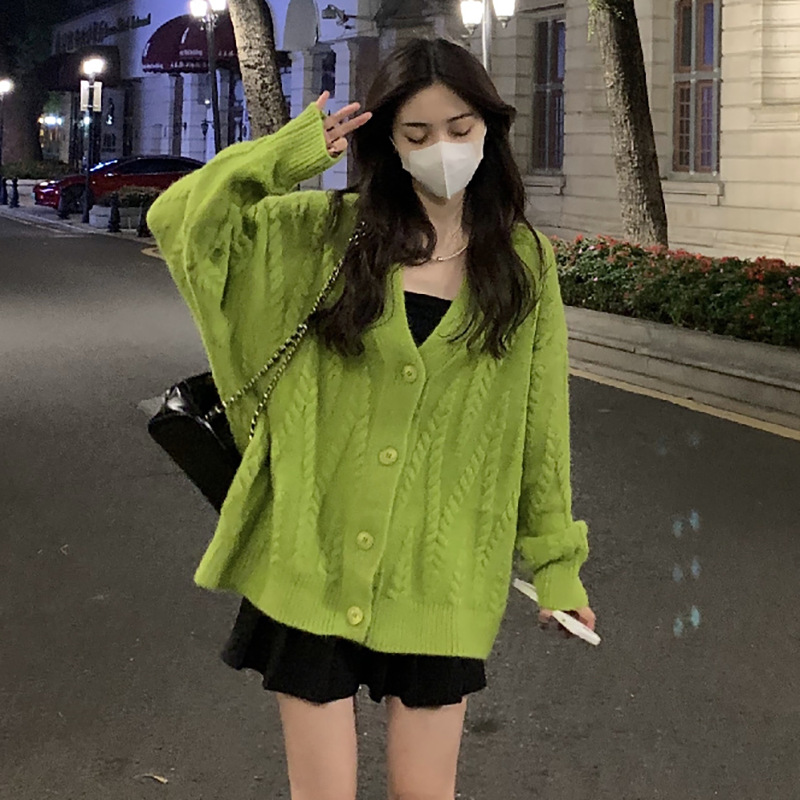 牛油果绿麻花毛衣外套女春秋oversize宽松外穿慵懒风针织v领开衫
