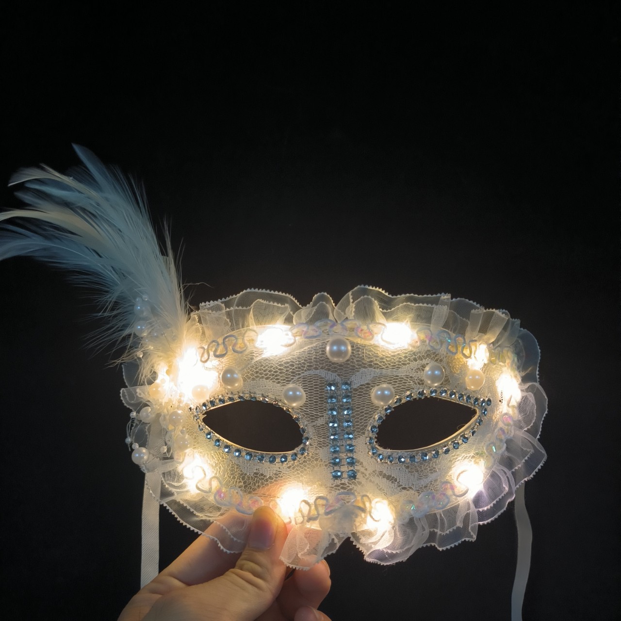 Halloween School Performance All White Transparent Snowyprincess Children's LED Luminous Children's Stall Mask Wholesale