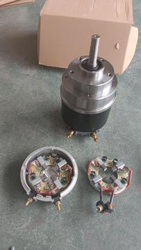 中力小金刚新款驱动电机碳刷总成单独碳刷架带碳刷不带铝盖脚轮