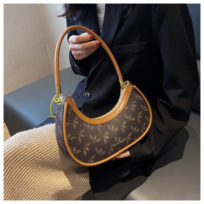 Texture Underarm Bag 2022 New Fashion Simple Shoulder Tote Niche Design Online Popular Messenger Bag