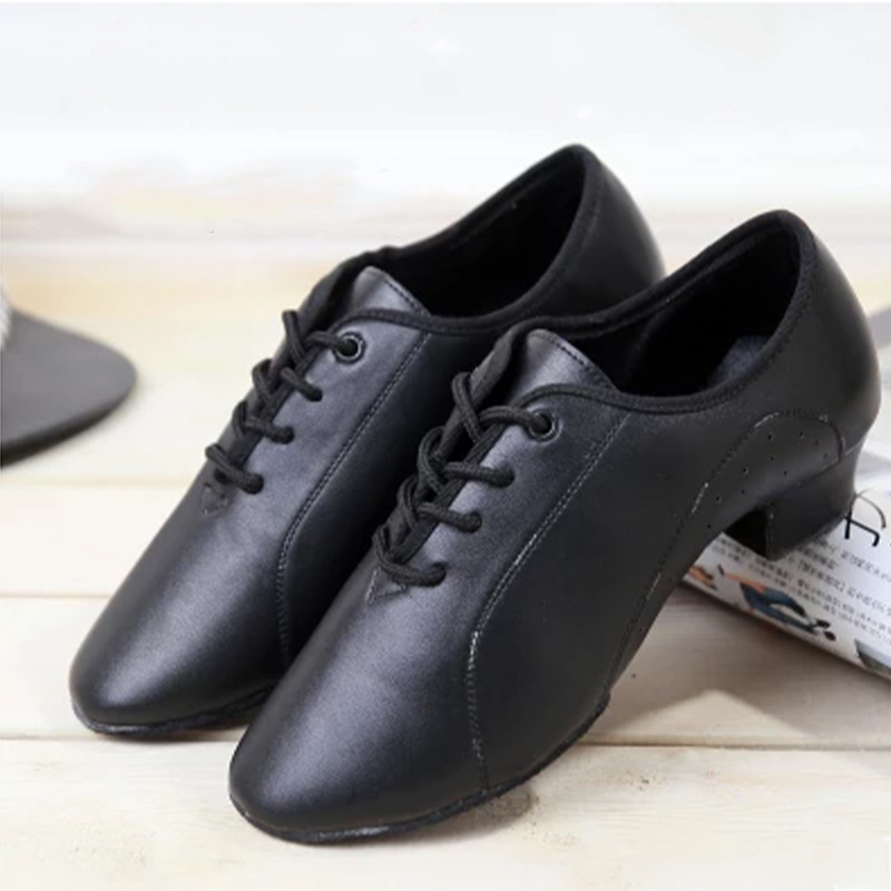 男童拉丁舞鞋儿童软底专业练功鞋男孩舞蹈鞋子仿真皮革摩登男生新