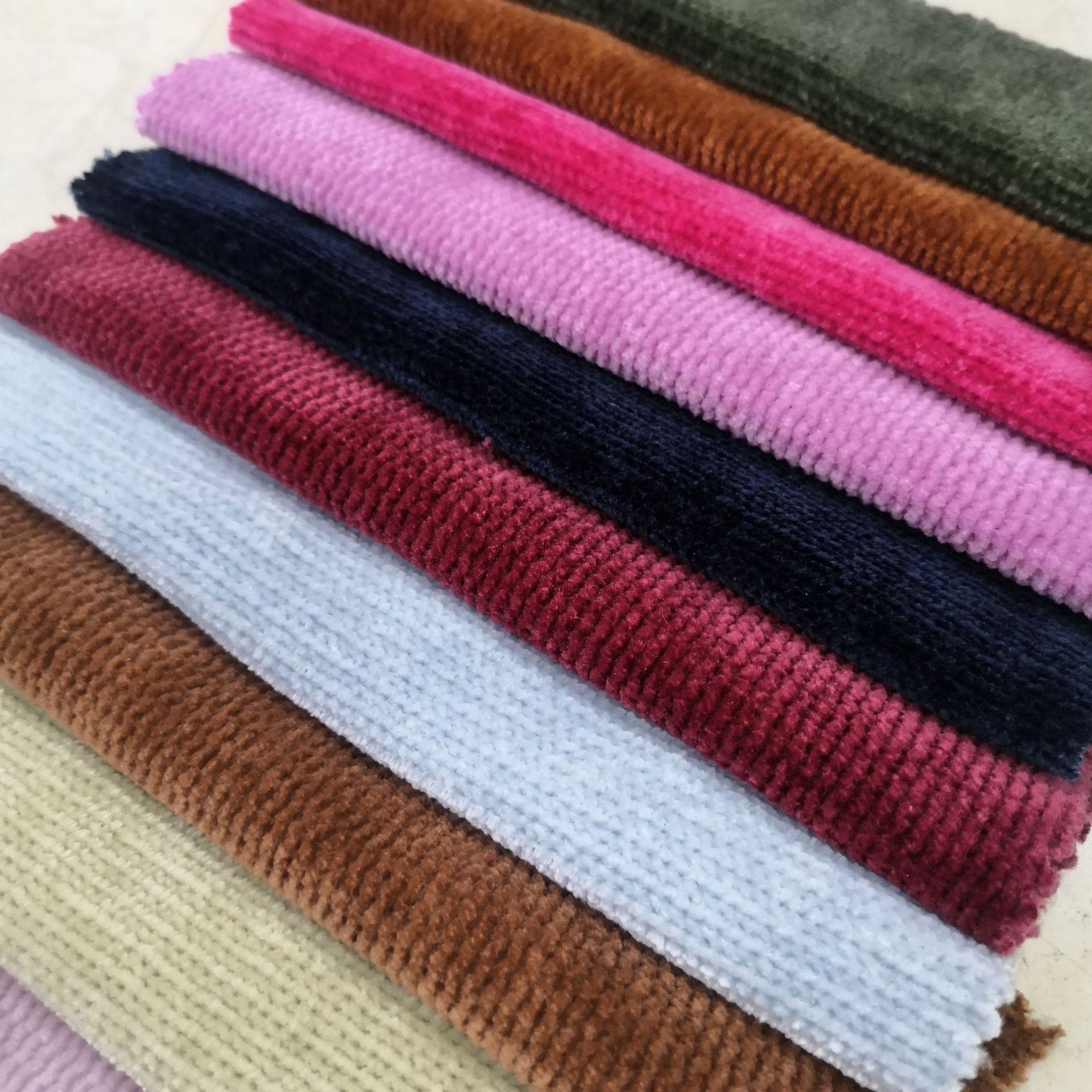 现货 雪尼尔面料 全涤针织雪尼尔仿毛衣绒布 家居服装裤子面料