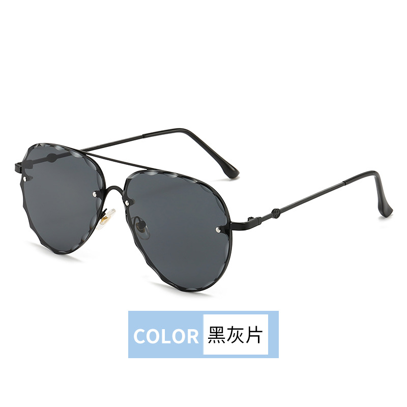 New Fashion Retro Men's and Women's Sunscreen Aviator Sunglasses European and American Personalized Metal Large Frame Pilot Sunglasses