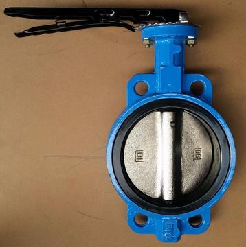 手柄对夹式蝶阀d71x16中线球磨铸铁手动软密封dn506580