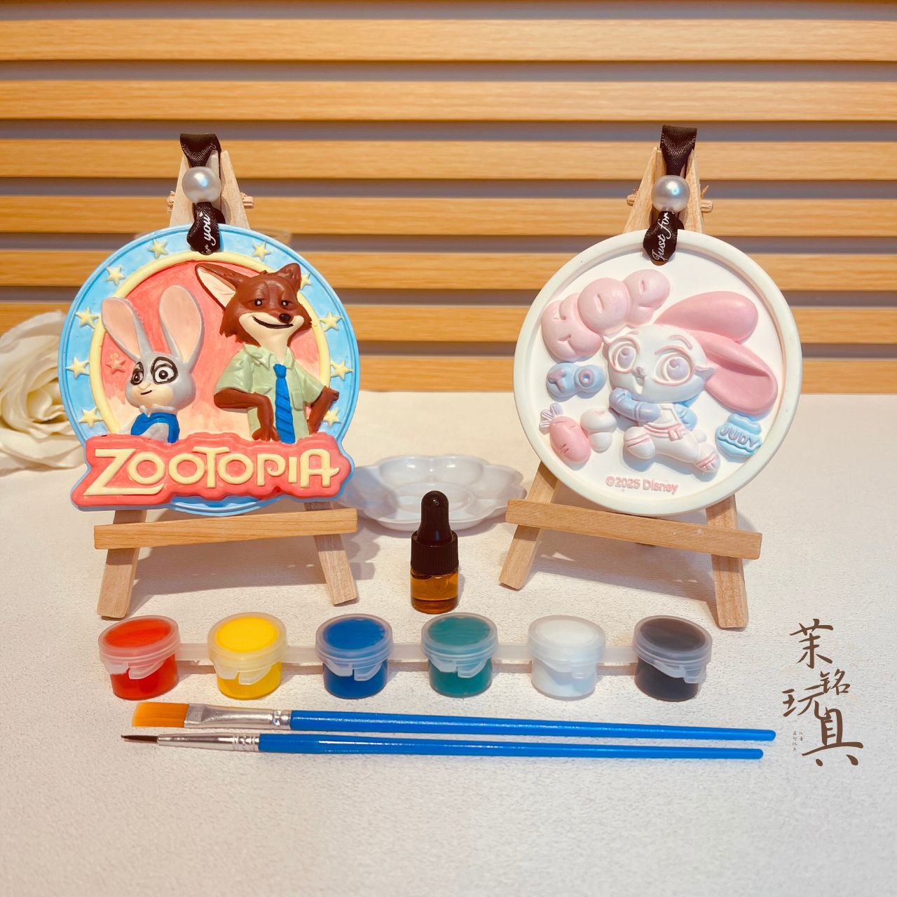 疯狂动物城彩绘DIY石膏浮雕画挂牌 卡通涂色手工涂鸦娃娃白胚摆摊