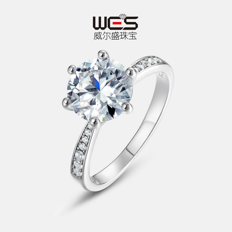 跨境专供鸽子蛋璀璨莫桑戒指女s925银六爪镶莫桑石钻戒订婚求婚戒