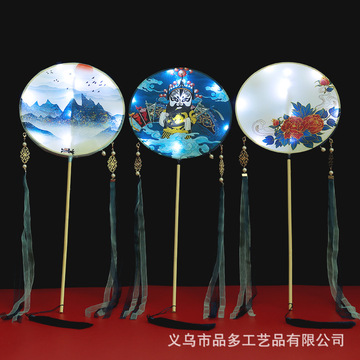 厂家直销新品汉服古风团扇双面带灯拍照道具宫扇国潮绫娟手工扇子