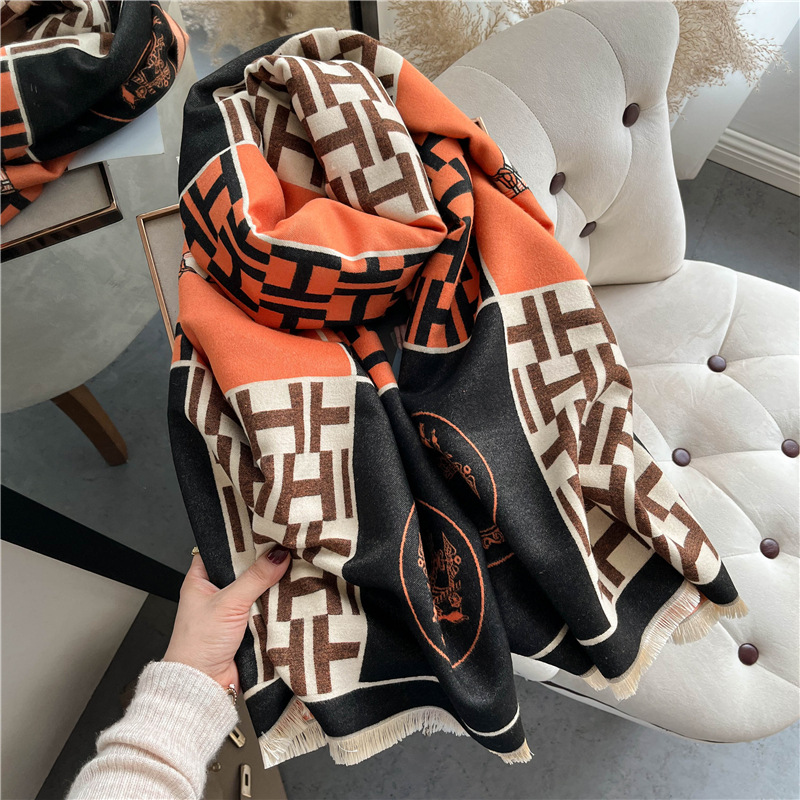 New Arrival of Autumn and Winter Scarf European and American Style Artificial Cashmere Scarf Women's 2022 Warm Scarf Fashion Shawl One Piece Dropshipping