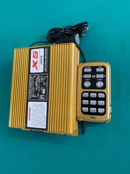 车载汽车警报器12v24v有线主机带手柄喊话200w警灯控制器报警喇叭