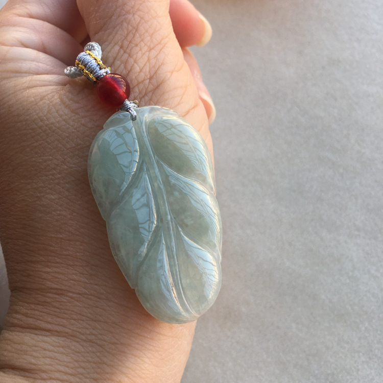 缅甸天然a货翡翠树叶子吊坠冰糯种浅绿玉石挂件花件佩项链男女款