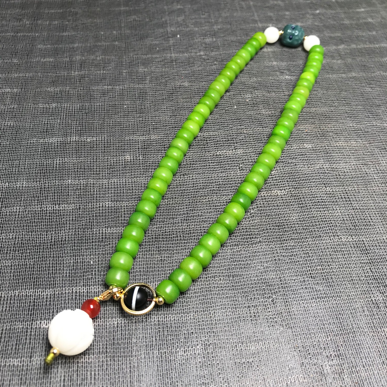 恒信艺品原创抖音直播供货碧玉绿菩提两圈款手链阴皮阿呆款手串