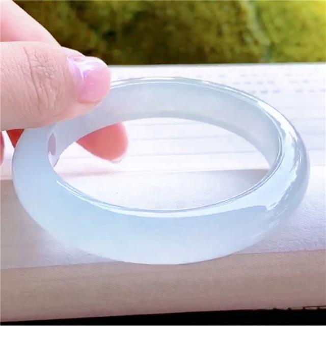 天然白月光冰种翡翠手镯女款正品冰种玉镯子高端玉手镯玉石送礼