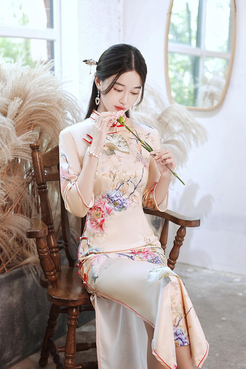 新款2021旗袍秋季女锦丝缎长袖端庄优雅中国风连衣裙长款传统旗袍-阿