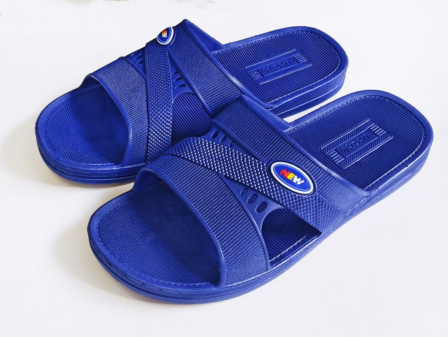 夏季新款加厚底女沙滩拖鞋批发防滑浴室凉拖中跟塑料拖鞋居家拖鞋