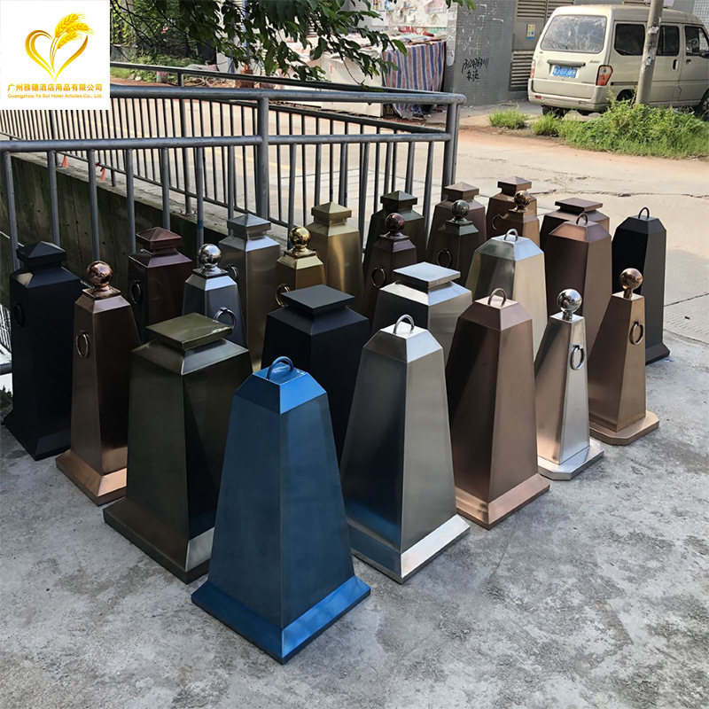 不锈钢路锥隔离墩路禁止停车提示堆交通路障路锥反光锥雪糕桩路障