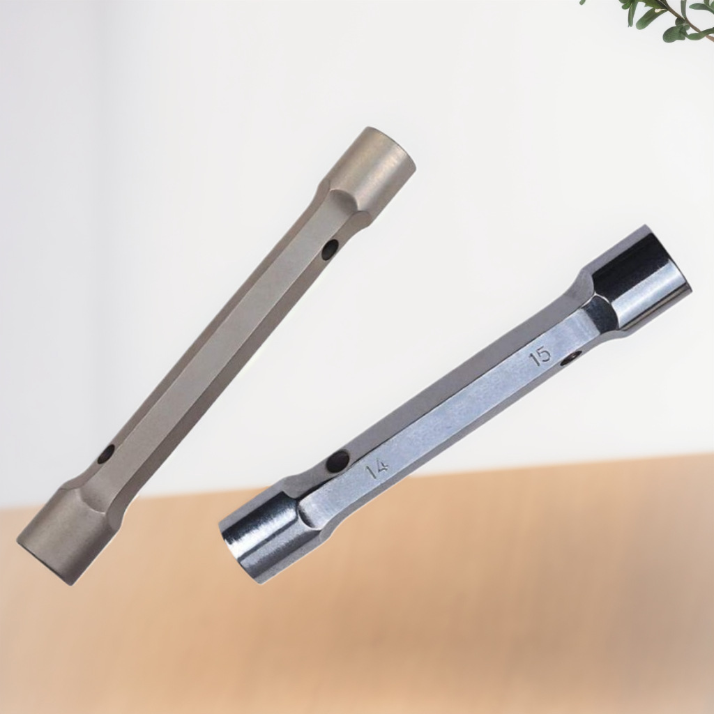 小轮胎扳手(又名高档火花塞扳手)