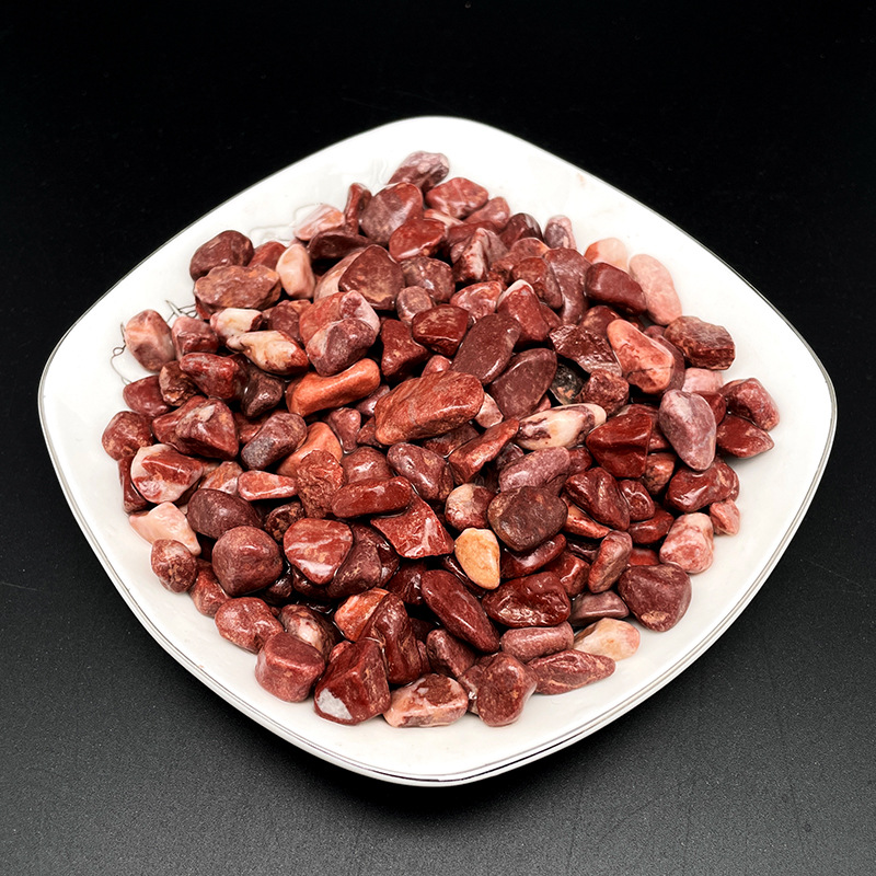 厂家批发胭脂红石子 鸡血红 园林铺路用水磨石子 红色洗米石子