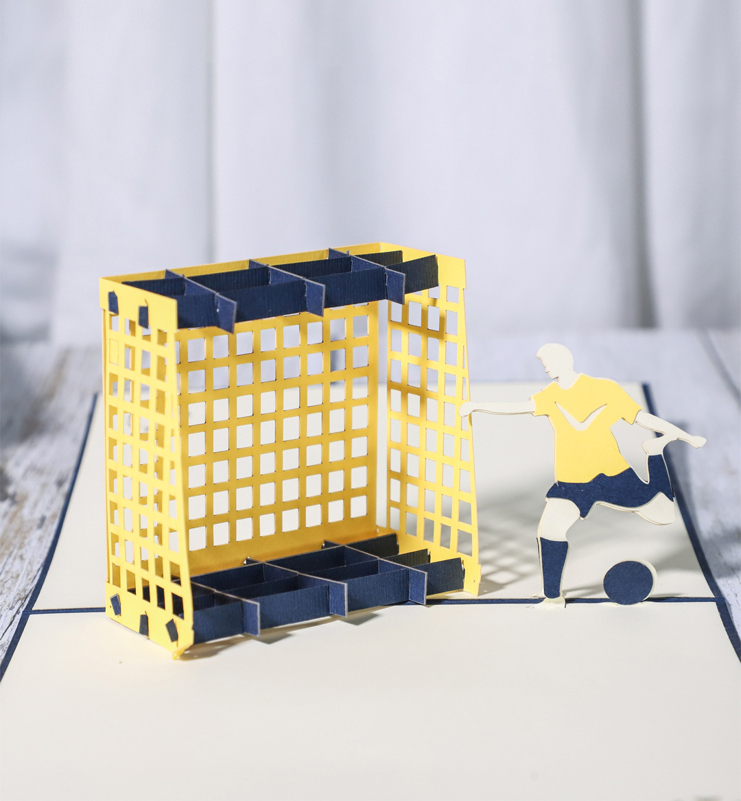 3d立体贺卡 足球 运动 踢足球 手工贺卡纸雕立体 生日立体明信片