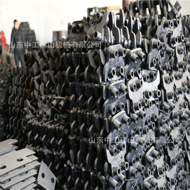 厂家现货直供刮板机配件刮板 40t30t输送机分链器 牛角刮板