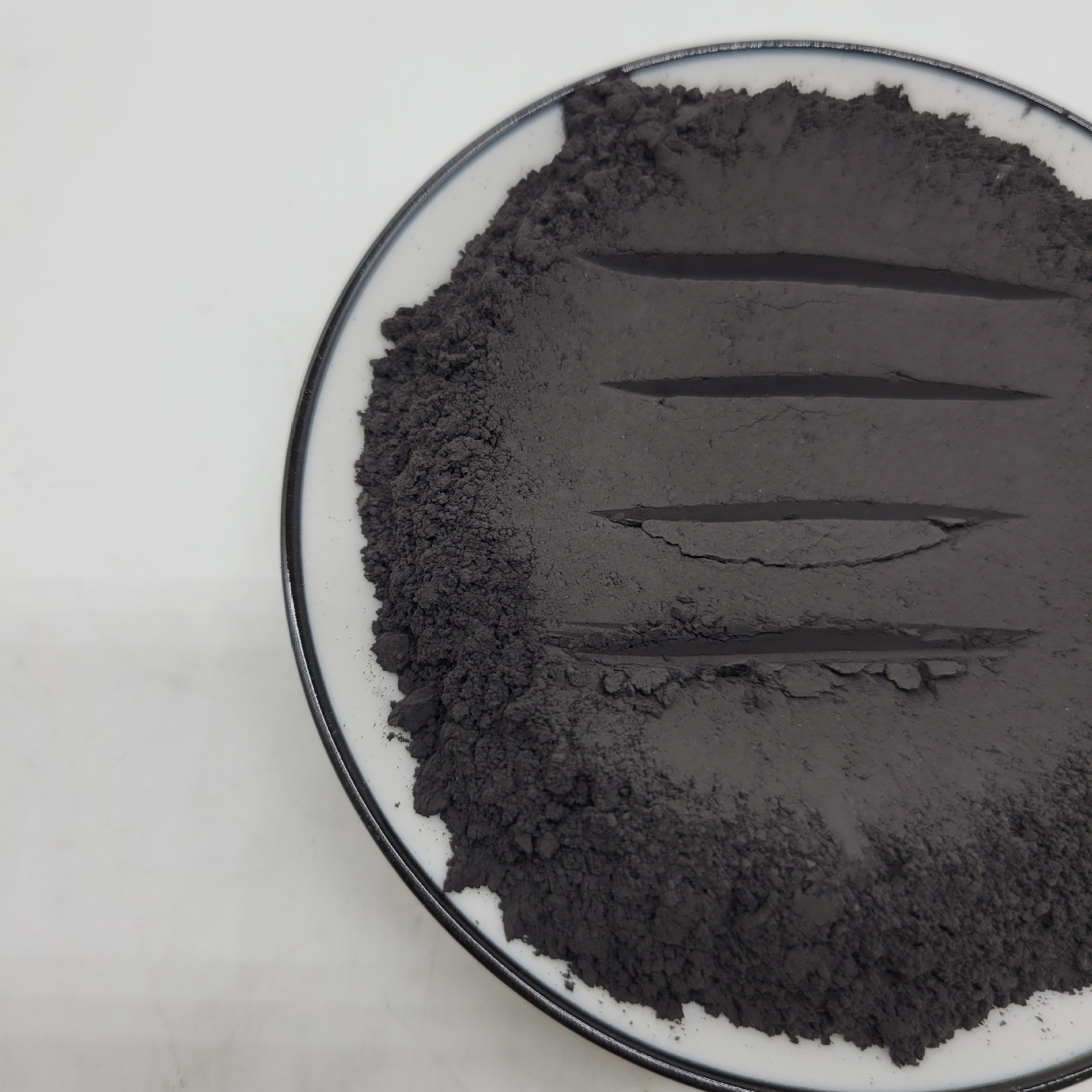 厂家供应 黑色碳酸钙 涂料级轻质碳酸钙黑色石粉 填充用滑石粉