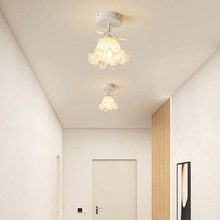 法式奶油铃兰花朵走廊过道灯现代简约创意家用玄关灯卧室吸顶灯具