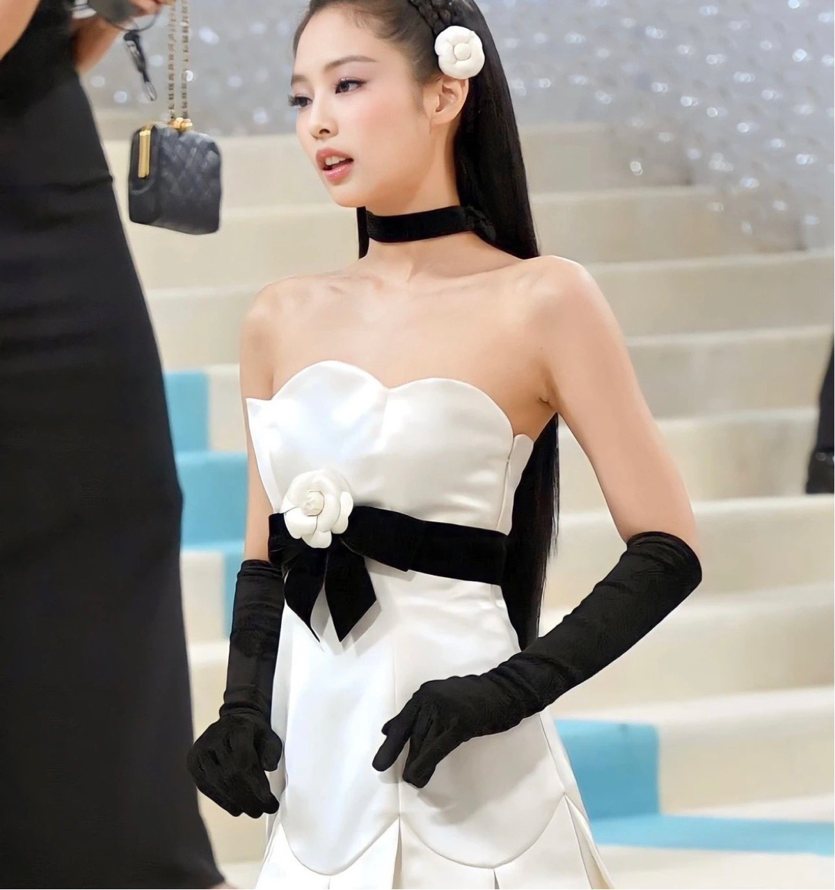 jennie金智妮同款类似山茶花发饰蝴蝶结真丝布定型织带发夹款