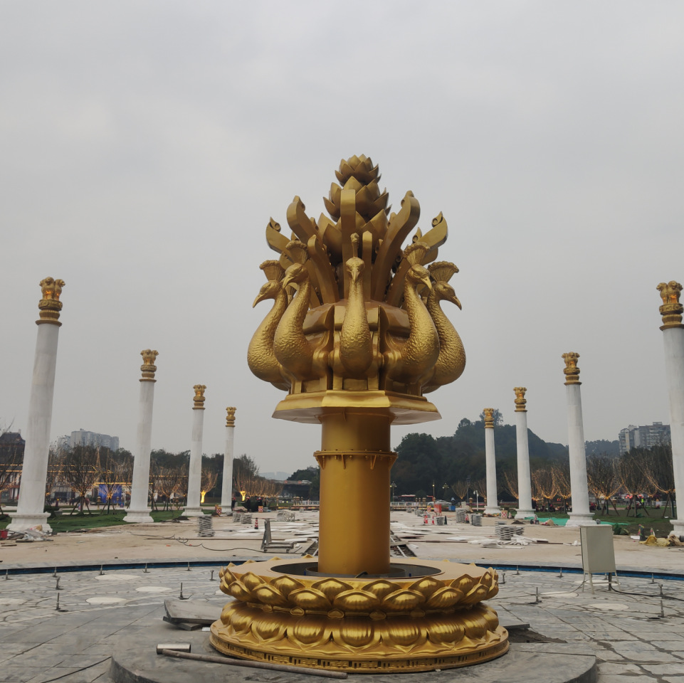 铸铜雕塑厂家广场九头孔雀雕塑纯铜雕塑设计制作安装动物雕塑