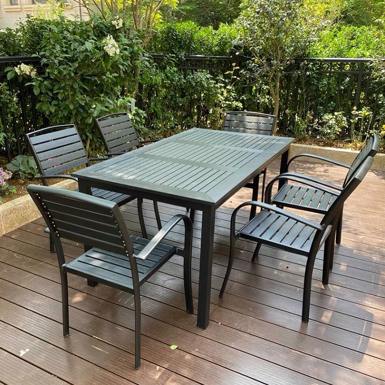 户外桌椅室外庭院休闲花园露台天塑木别墅组合院子铸铝防腐木桌椅