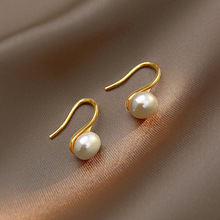 简约淡水珍珠耳钉时尚设计感法式气质时尚异形高跟鞋珍珠网红耳环