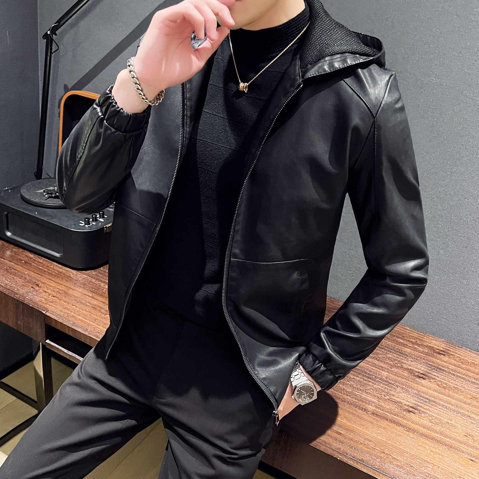 跨境春季新款外贸款时尚潮流男士立领u夹克休闲立领皮衣防风青少