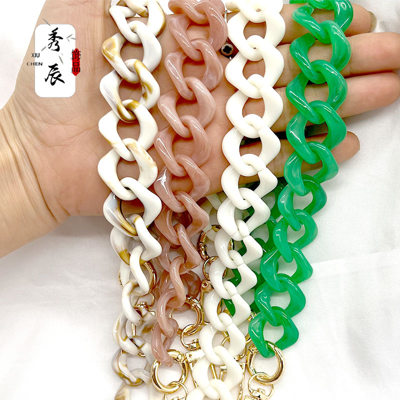 Customized Wholesale Acrylic Chain Crossbody Chain Decorative Accessories Versatile Multi-Color Multicolor Lanyard Hanging Chain Cup Chain