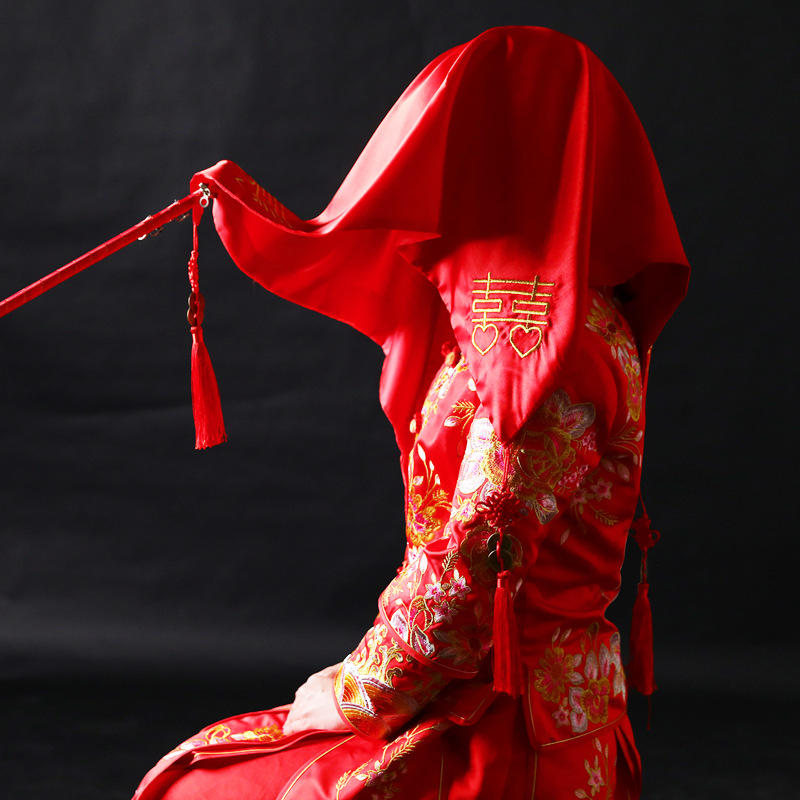 结婚红盖头新娘头纱中式秀禾服红色秤砣珍藏盒镜子刺绣喜帕脸盆