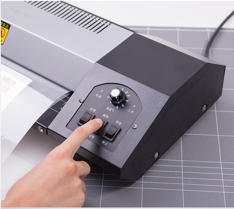 得力3890塑封机 3895过塑机14377a3a4过胶机办公型过膜机过胶照片