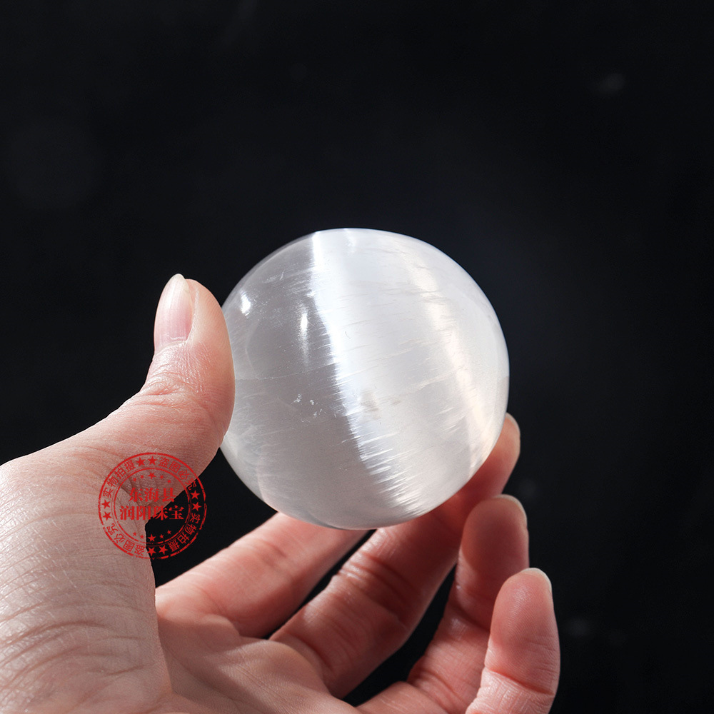 天然水晶石膏水晶球手工打磨精品水晶工艺品摆件桌面装饰风水摆件