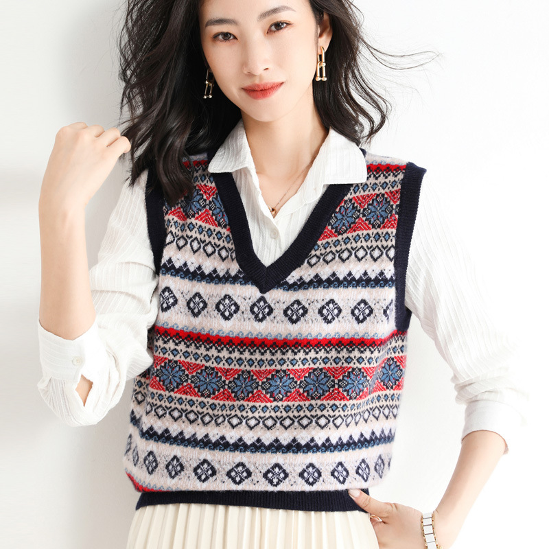 羊毛坎肩女2021秋冬新v领宽松提花短款无袖打底毛衣针织马甲背心