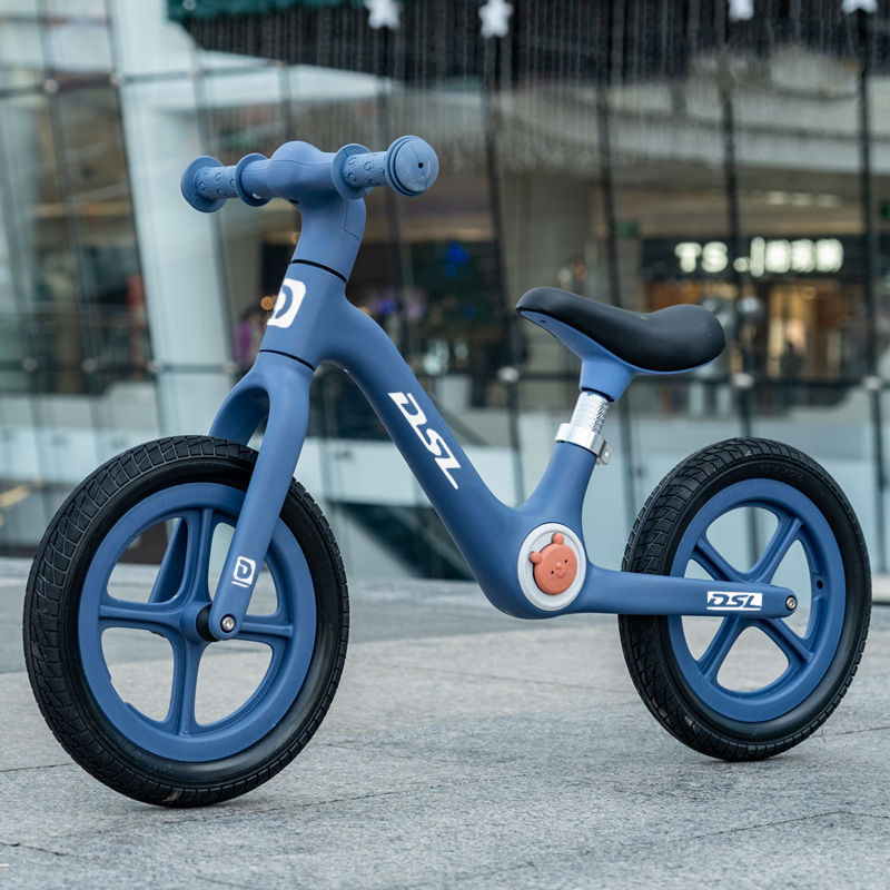 儿童平衡车尼龙玻纤滑步车2-3-4-5-6岁溜溜车无脚踏