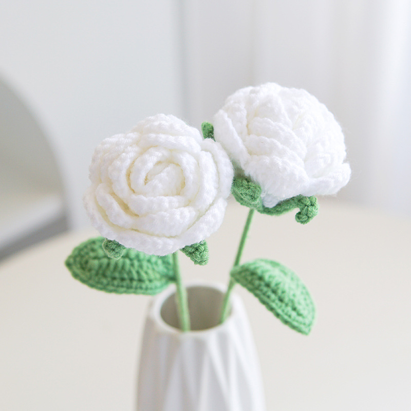 Amazon Hand-Woven Finished Bouquet Milk Cotton Emulational Rose Flower Wool Knitted Fake Flower Valentine's Day Bouquet