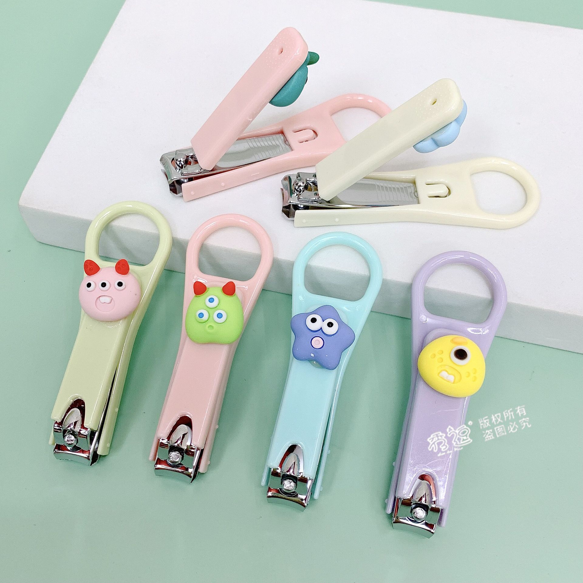 Creative Cartoon Nail Scissors Adult Anti-Splash Nail Clippers Household Single Portable Nail Clippers Wholesale